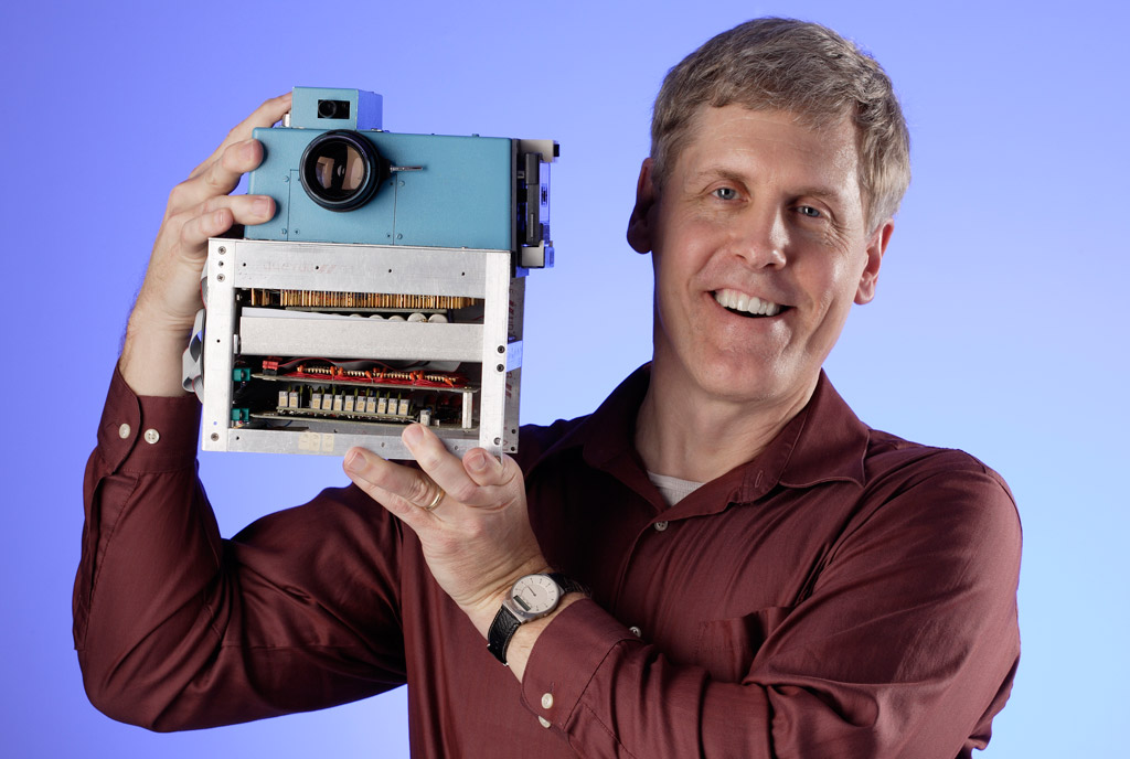 Inventor of the first digital camera, Steven Sasson